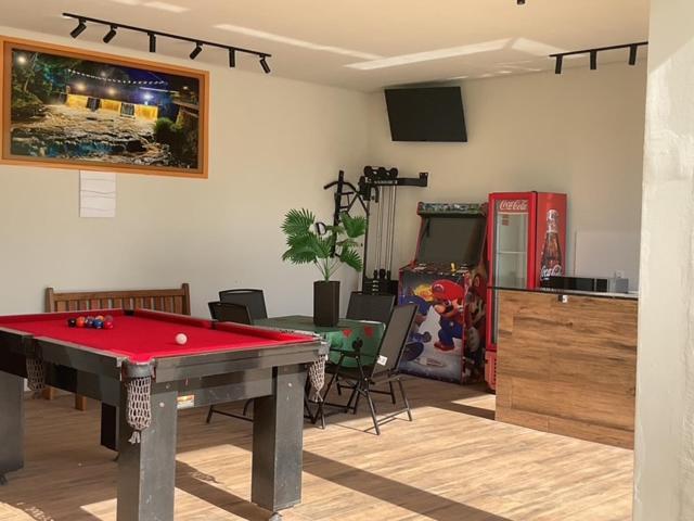 Espaco Alvorada ,Agendamento Das Atividades, Cafe Da Manha ,Banheira E Piscina No Centro Brotas Exterior foto